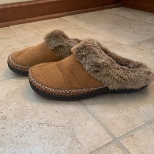 Isotoner Slippers, Size 10